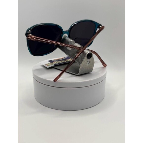 True Vintage Sunglasses | NOS | Womens Squared Plastic Style Green & Brown #831 main image 6